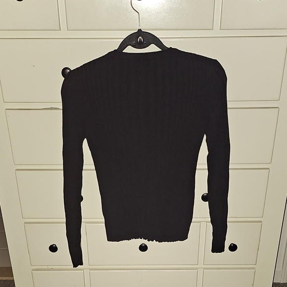 Liz Claiborne Black Long Sleeve Top with Gold Button Details - Picture 3 of 3